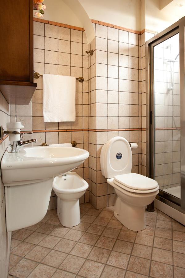Le Grotte Bed and Breakfast Riposto Værelse billede
